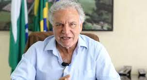 Prefeito é acusado de agredir empresário em seu gabinete