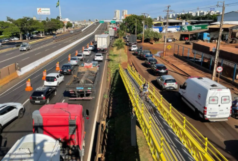 Semob altera tempo de semáforo e sentido de rua próximo ao Contorno Norte