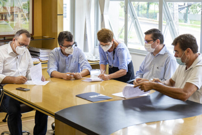 UEM terá laboratório de pesquisa que poderá desenvolver vacinas contra Covid-19