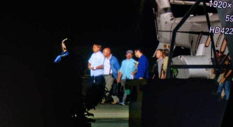 Presidente Bolsonaro passa mal em viagem e interrompe férias