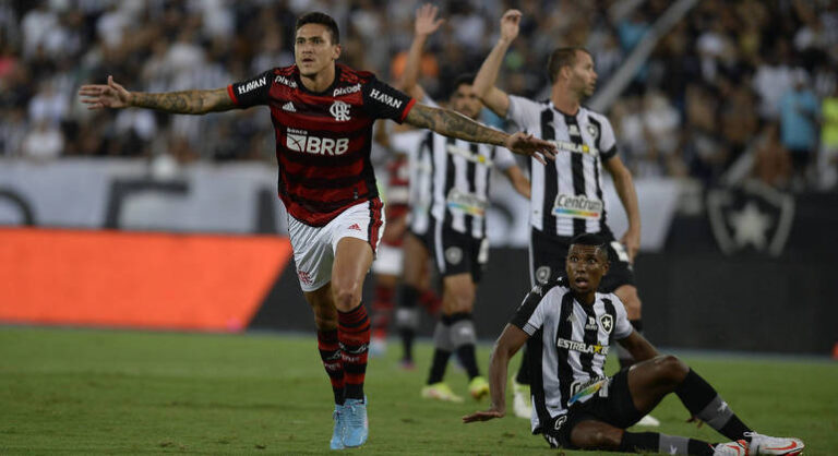 Flamengo vence o Botafogo por 3 a 1