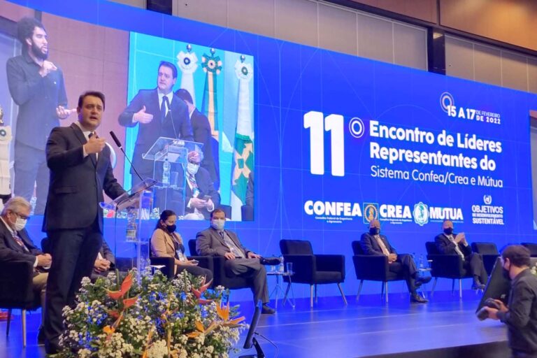 Paraná tira grandes obras de engenharia do papel, afirma governador