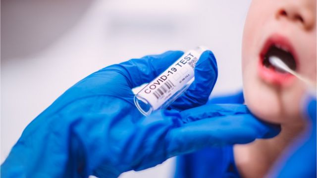 Maringá registra quase 600 casos de covid em crianças