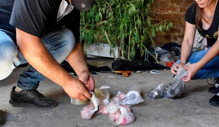 Pelo menos 20 morrem na Argentina após consumo de droga adulterada