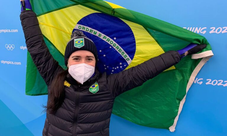 Nicole é a melhor brasileira dos jogos de inverno no gelo