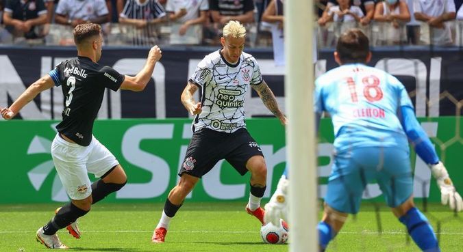 Corinthians vence o RB Bragantino