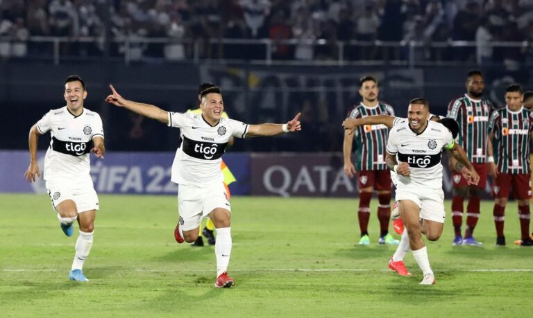 Fluminense perde para o Olimpia e fica fora da Libertadores