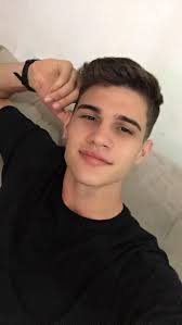 Em briga de trânsito, jovem agride idoso e acaba morto