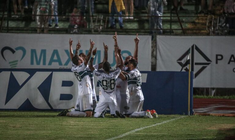 Maringá perde de virada o primeiro jogo da decisão