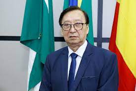 Hossakawa fala sobre sua saúde, praia e aumento de vereadores