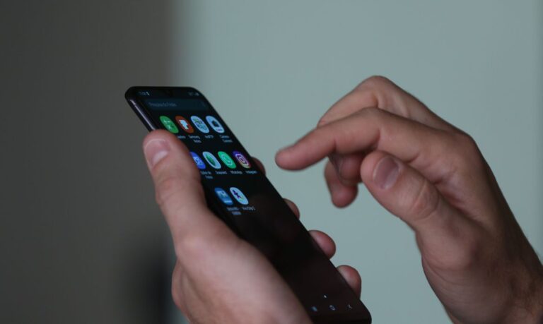 Empresas de telemarketing agora têm prefixo obrigatório