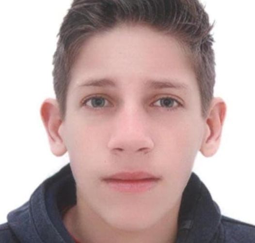 Jovem é encontrado morto, amordaçado e com as mãos amarradas dentro de casa