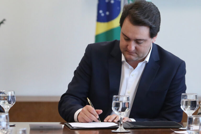 Governador autoriza promoções de oficiais e praças da Polícia Militar