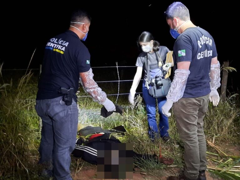 Lavrador encontra corpo enroscado em cerca de arame