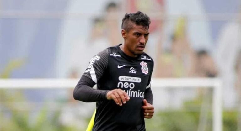 Paulinho vai desfalcar o Corinthians por seis meses