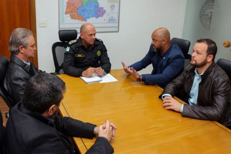 Prefeito consegue apoio em Curitiba para reforçar a segurança