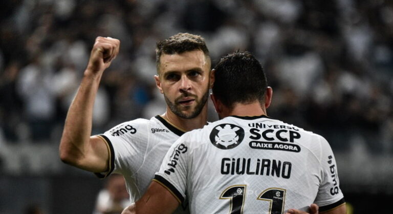 Corinthians vence a Portuguesa-RJ