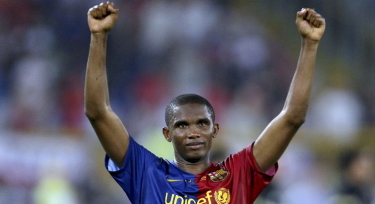 Eto’o se declara culpado por fraude fiscal de R$ 10 milhões na Espanha