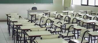 Jovens e adultos podem se matricular para concluir os estudos no Ceebja