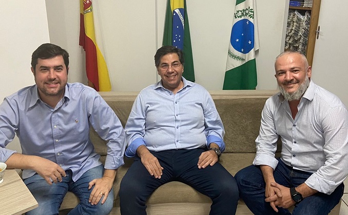 Cesar Silvestri Filho cumpre agenda em Maringá