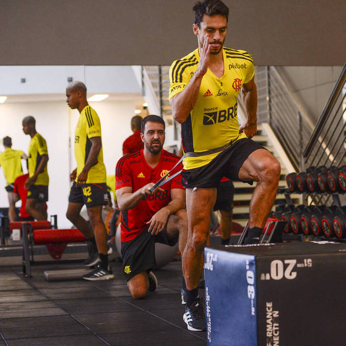 Rodrigo Caio pode desfalcar Flamengo por quase 9 meses