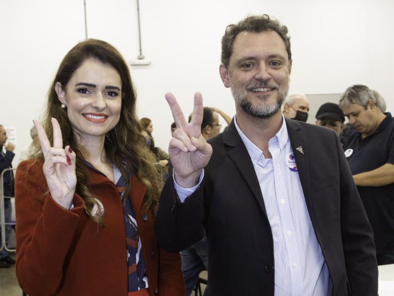 Chapa 2 vence eleições para a Reitoria da UEM em primeiro turno
