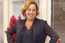 Atriz Claudia Jimenez morre aos 63 anos