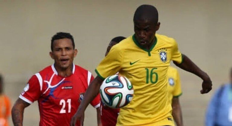 Ramires anuncia a aposentadoria dos gramados