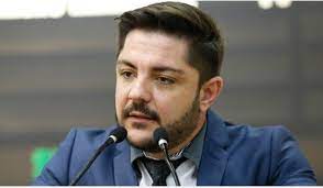 Câmara oficializa cassação de Flávio Mantovani