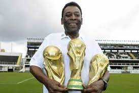 Pelé comenta sobre a vida, “acertamos e erramos”