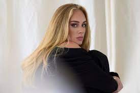 Adele diz que fez terapia para enfrentar o divórcio