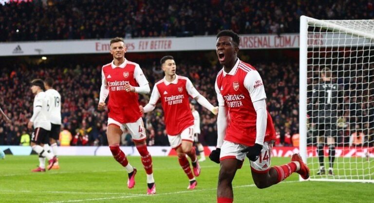 Arsenal vence clássico contra o Manchester United 
