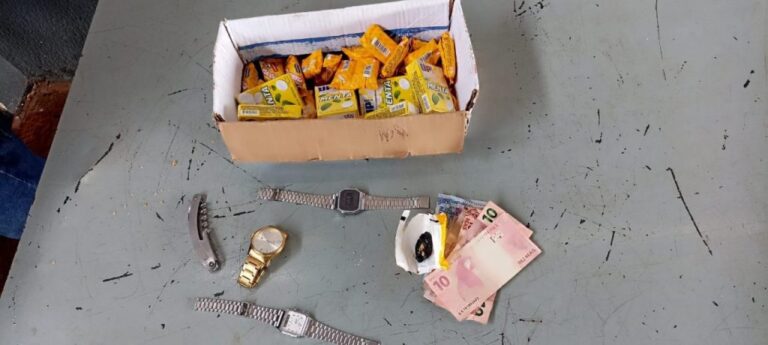<strong>Homem é preso ao comercializar doce com crack</strong>