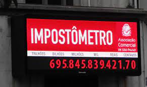 Maringaenses pagaram R$ 643,3 milhões em impostos