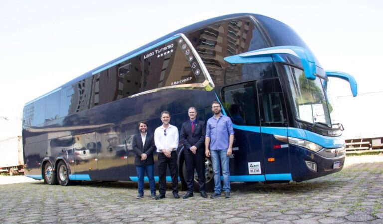 <strong>UEM recebe da Receita Federal a doção de um ônibus de 44 lugares</strong>
