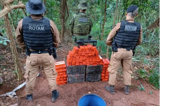<strong>Três homens morrem em confronto com a PM na região</strong>