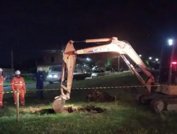 <strong>Homem tenta furtar gasolina e morre na tubulação</strong>