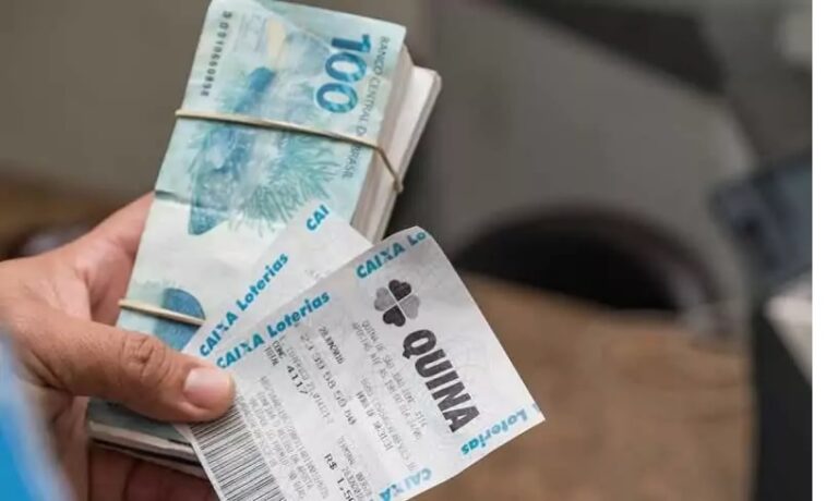 <strong>Mulher cai no golpe e perde R$ 143 mil </strong>