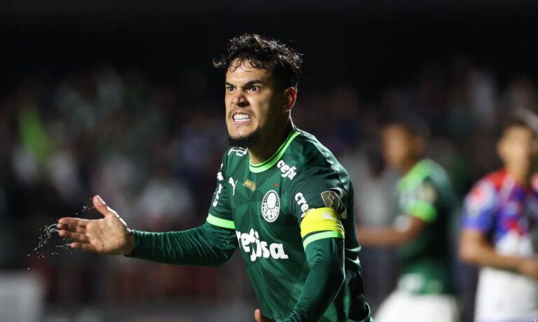 Palmeiras vence de virada na Libertadores