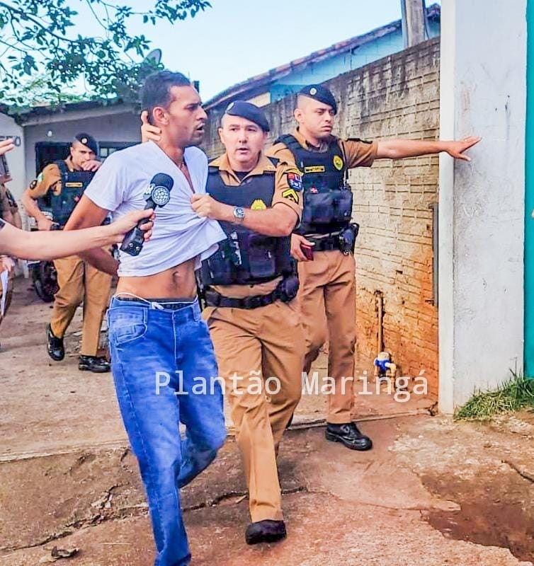 Esfaqueado ao fazer reforma em uma casa 