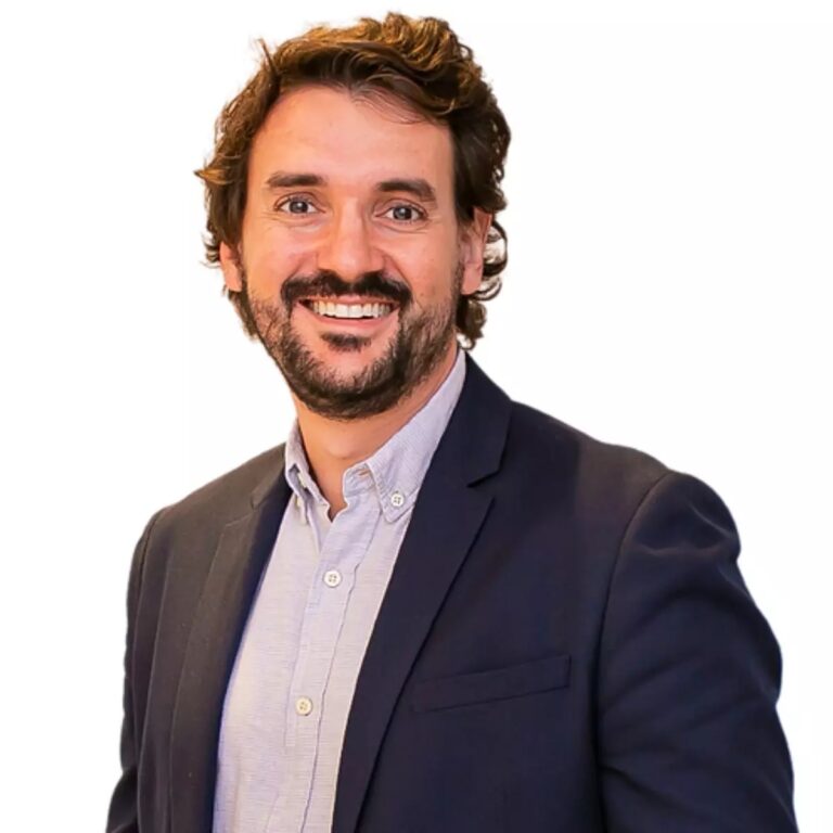 Ginecologista hipnotizava pacientes para abusar sexualmente delas