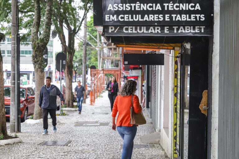 Paraná cria 44,6 mil empresas em 2023 