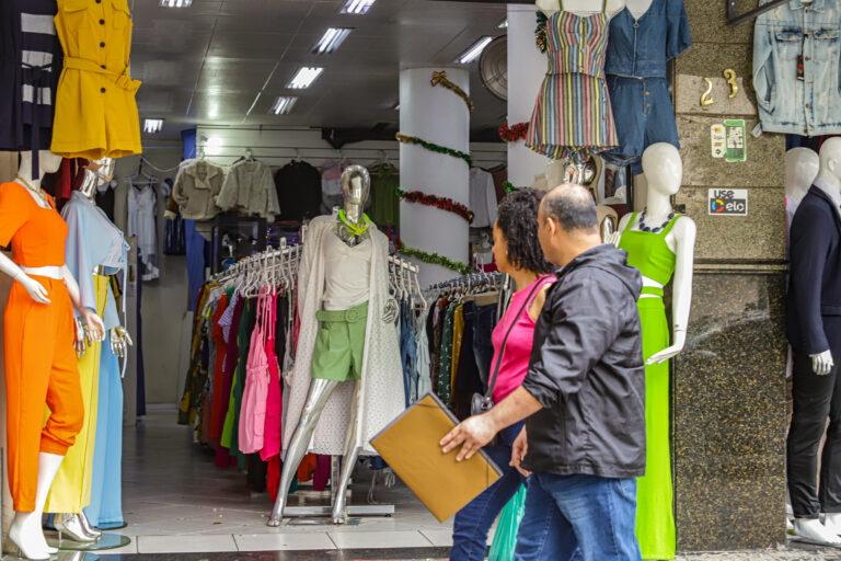 Maringá é a segunda cidade com mais empresas no Decreto de Baixo Risco
