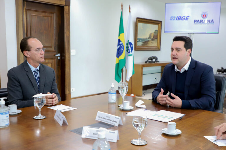 Governador recebe presidente do IBGE e destaca que novo Censo vai orientar as políticas públicas