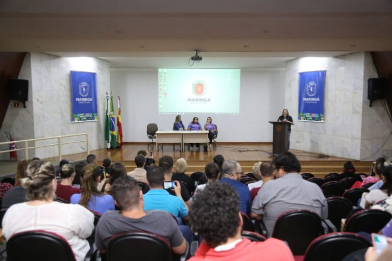 Prefeitura realiza ações de conscientização sobre uso de álcool e drogas