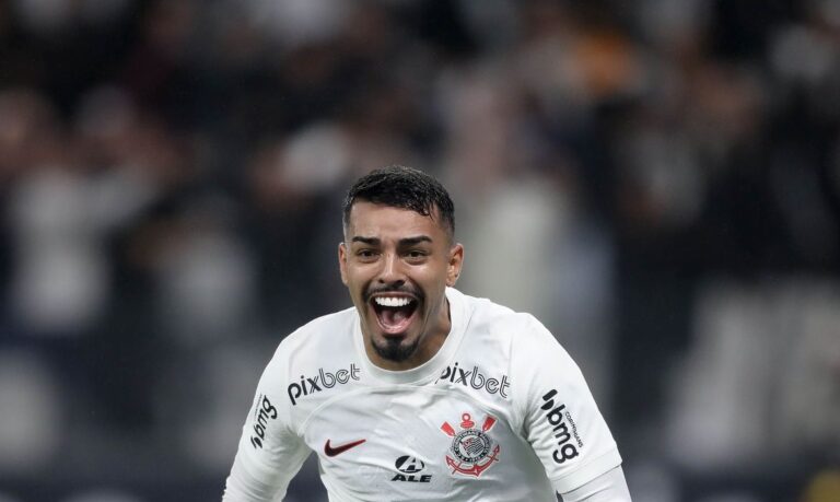 Timão vence e garante vaga nas quartas de final da Copa do Brasil