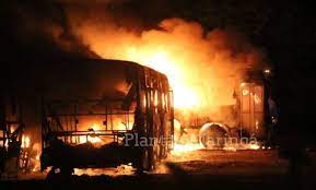 Justiça condena envolvidos em incêndio de ônibus em Sarandi