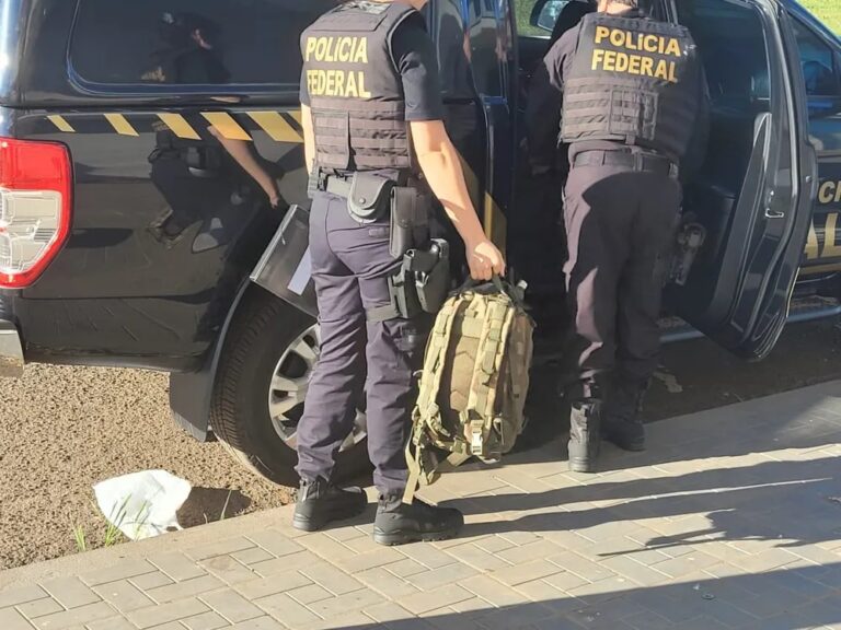 Fraudes em licitações leva PF a cumprir mandados em Maringá