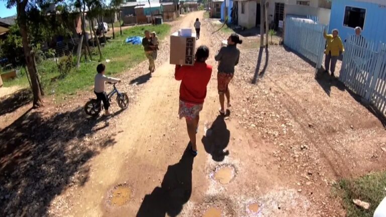 Mais de 27 mil famílias vivem em situação de extrema pobreza no município