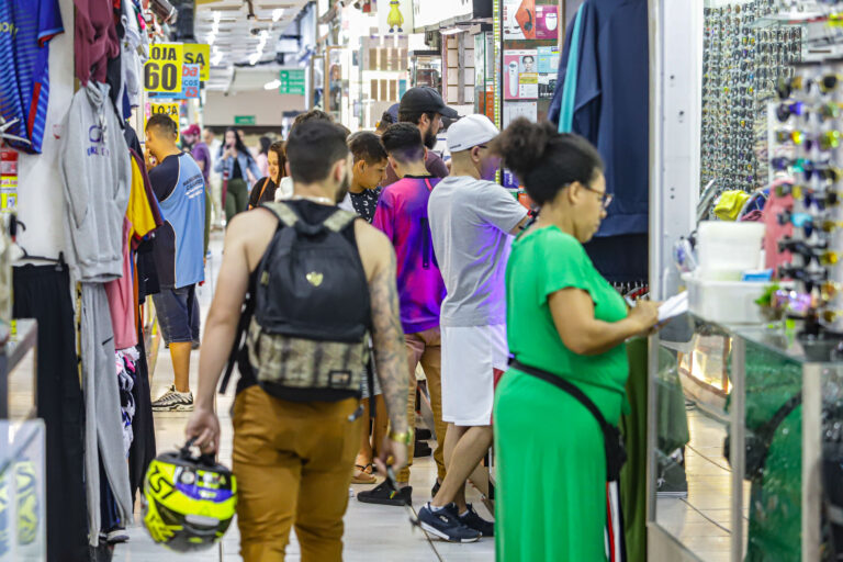 Comércio do Paraná registra a 3ª maior receita bruta do Brasil